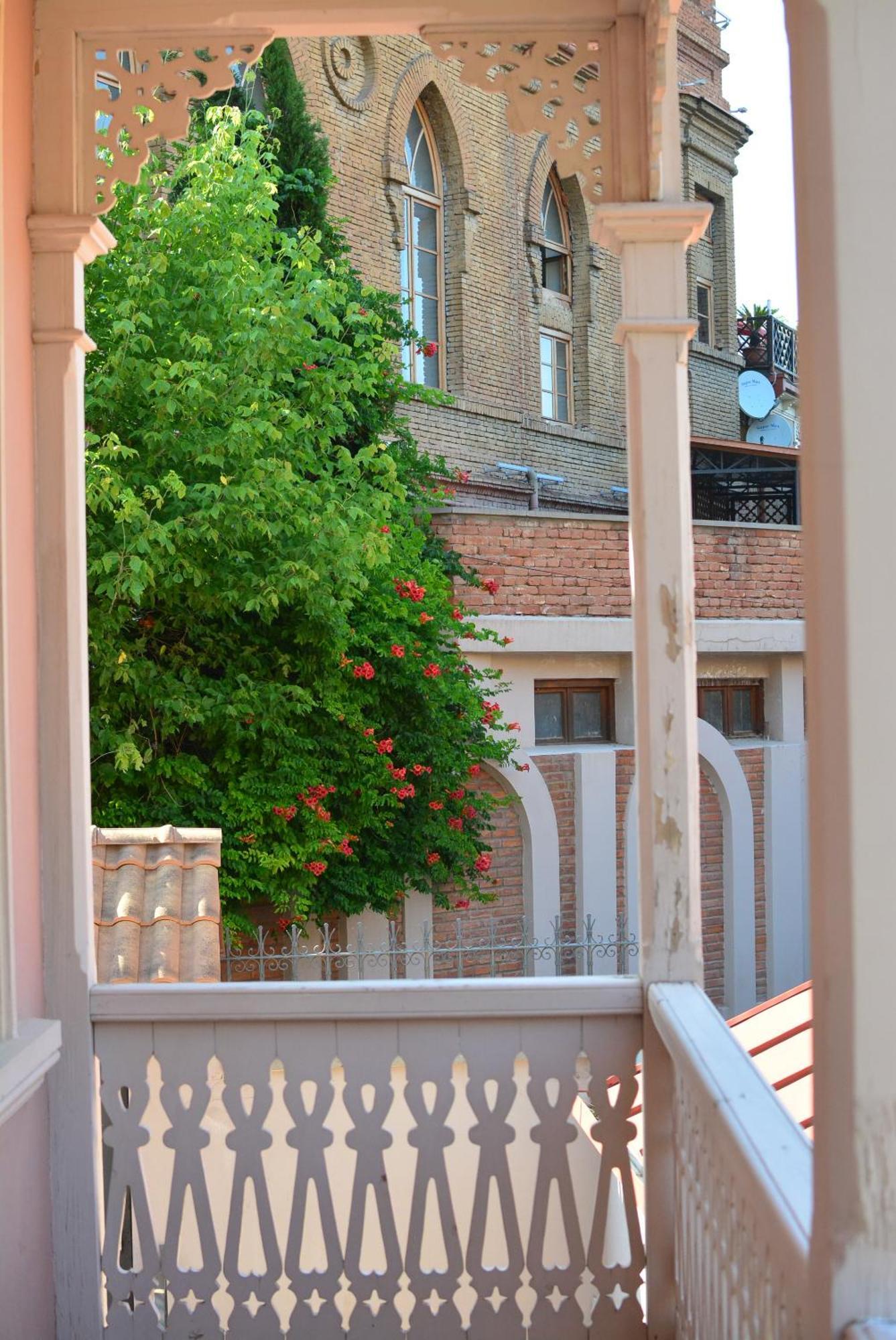 Hotel Canyon Tbilisi ภายนอก รูปภาพ